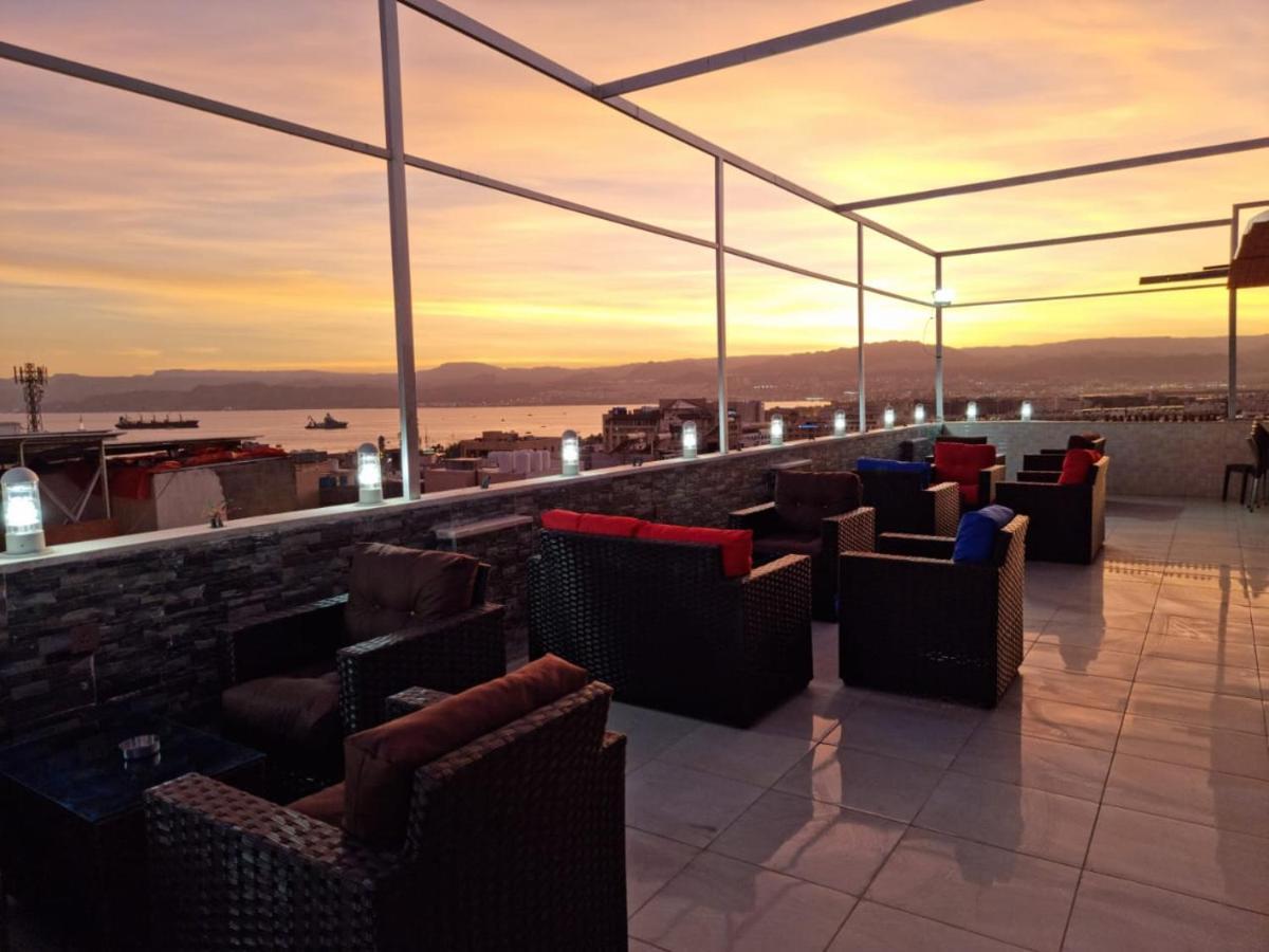 Zuwwar Aqaba Hotell Exteriör bild