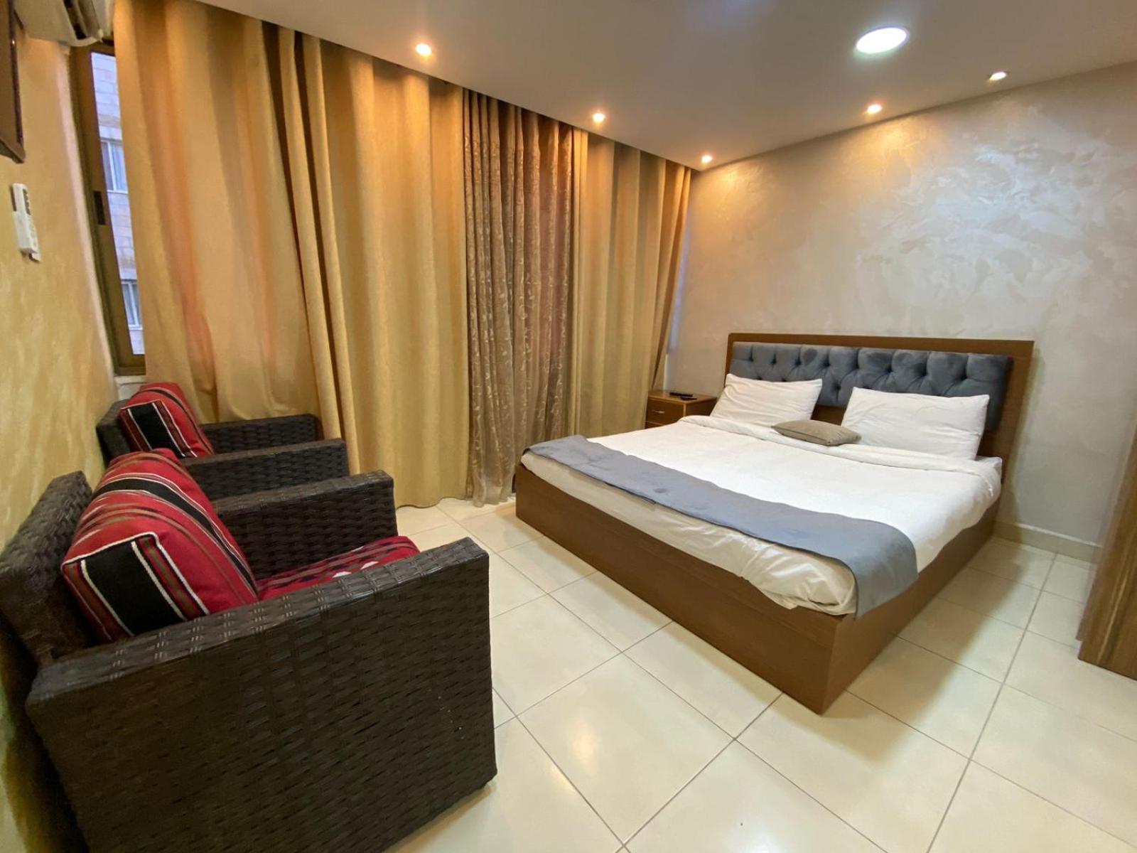 Zuwwar Aqaba Hotell Exteriör bild