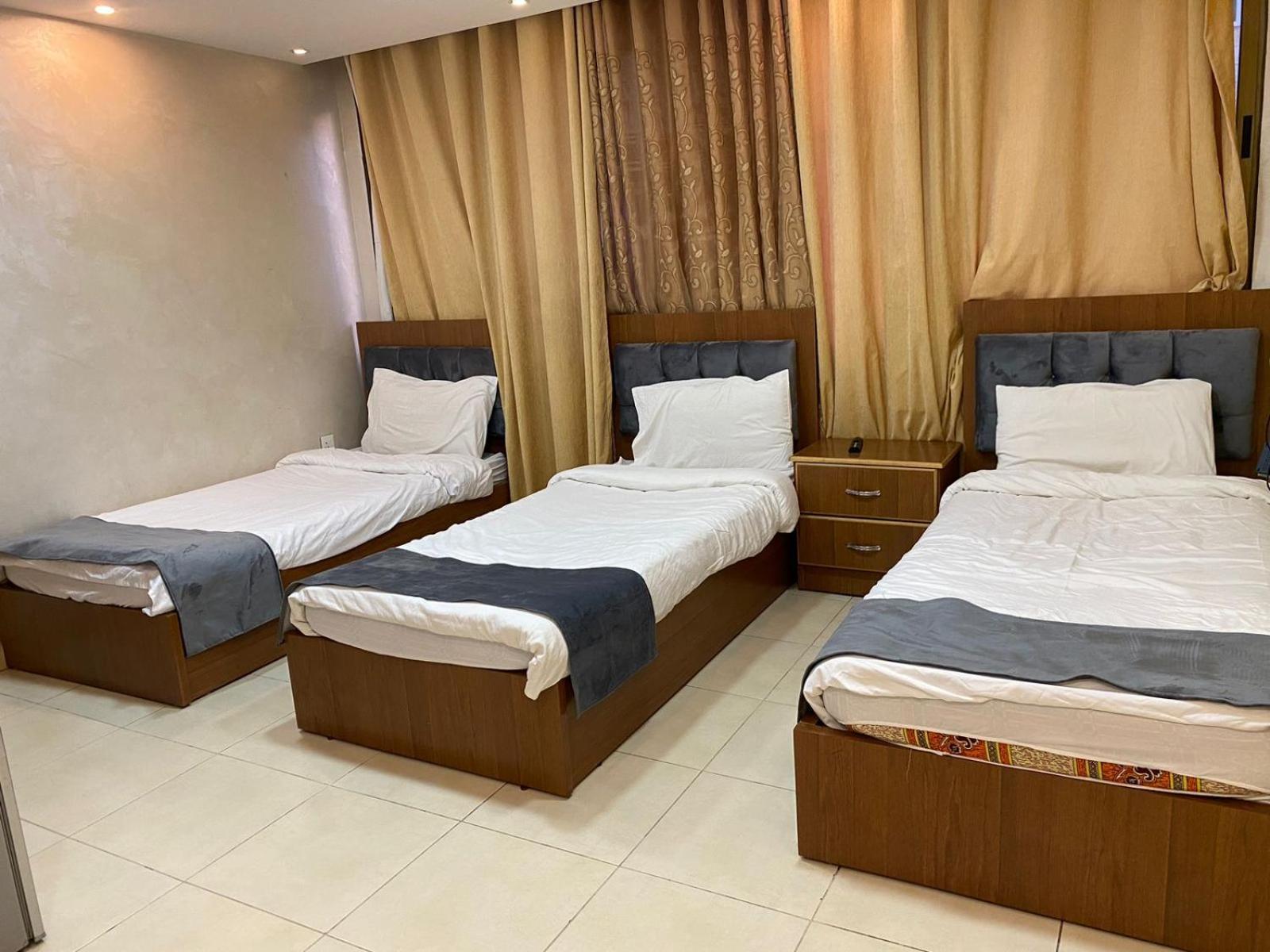 Zuwwar Aqaba Hotell Exteriör bild