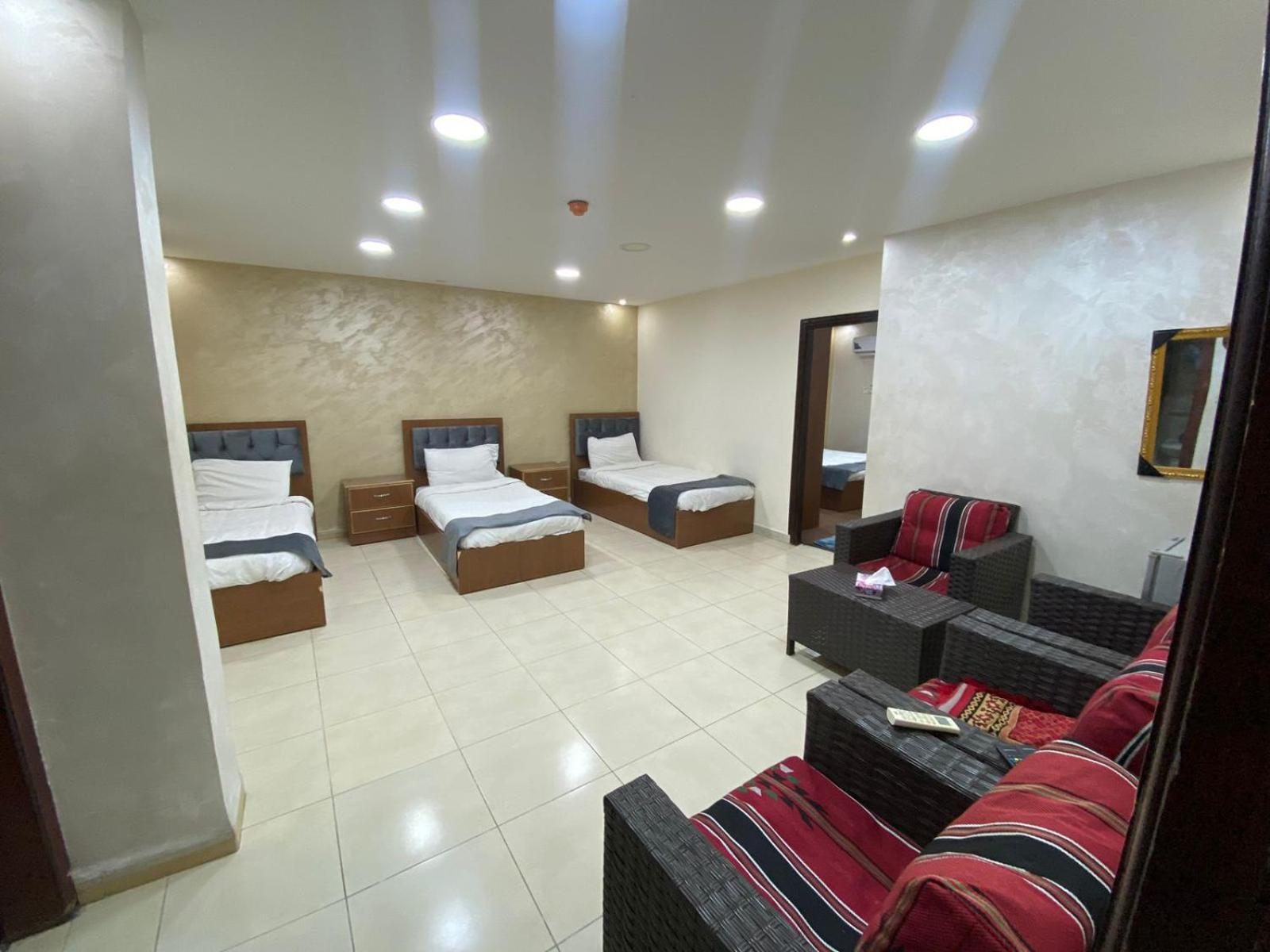 Zuwwar Aqaba Hotell Exteriör bild