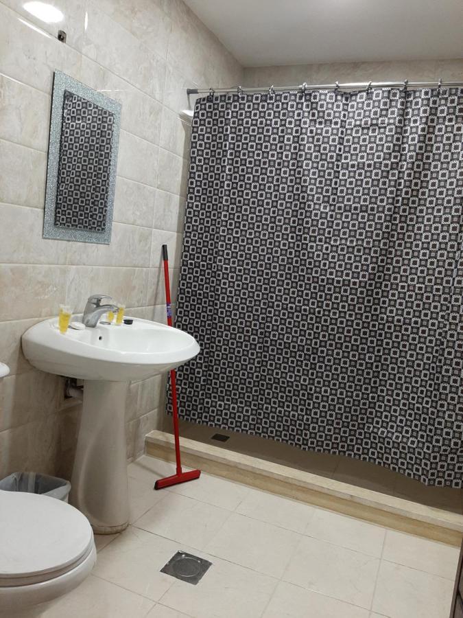 Zuwwar Aqaba Hotell Exteriör bild