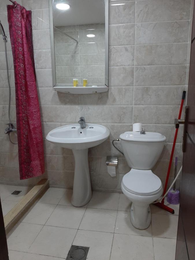 Zuwwar Aqaba Hotell Exteriör bild