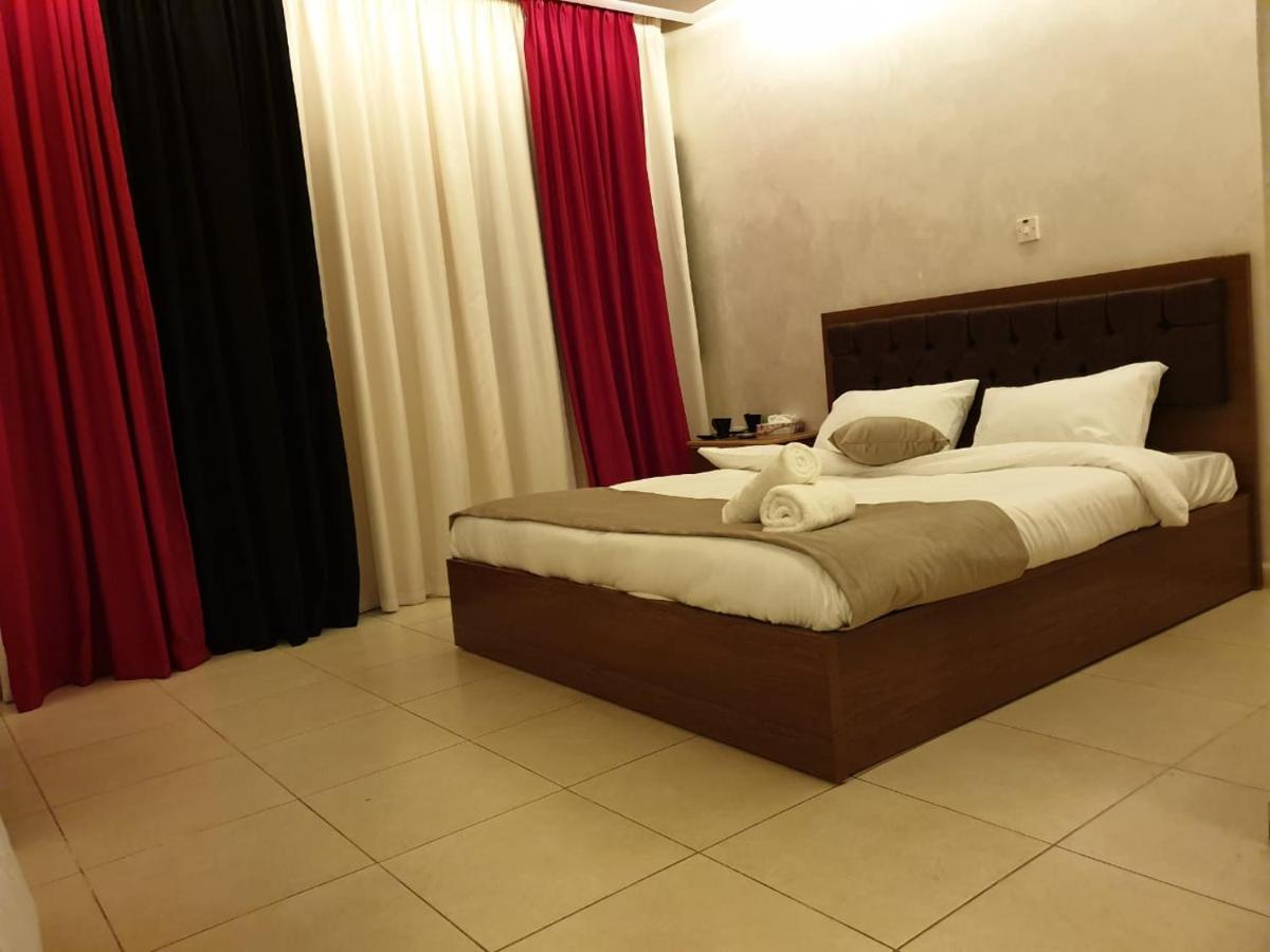 Zuwwar Aqaba Hotell Exteriör bild