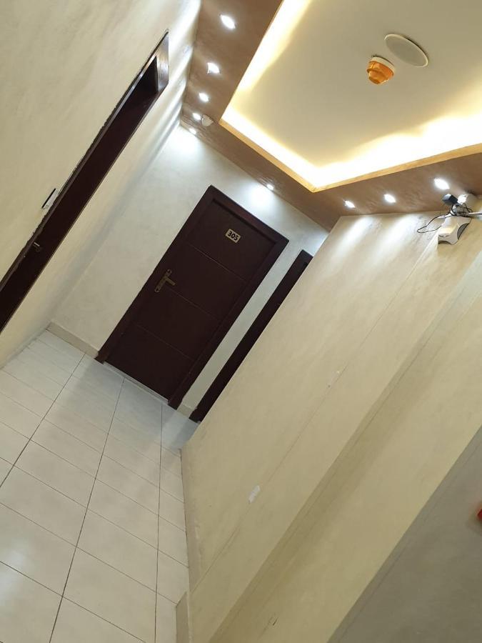 Zuwwar Aqaba Hotell Exteriör bild