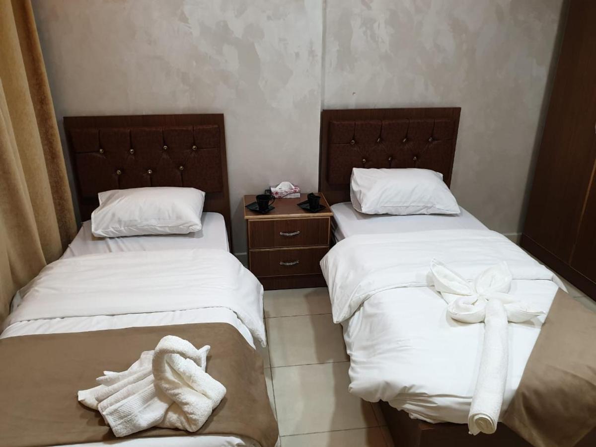 Zuwwar Aqaba Hotell Exteriör bild